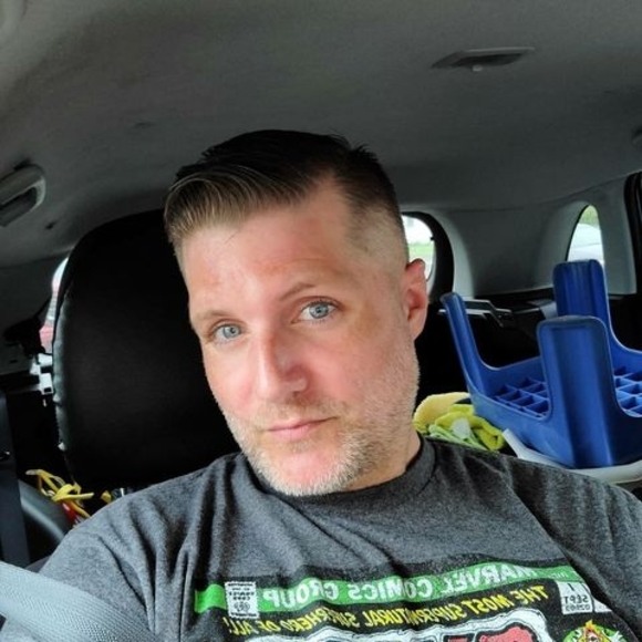 Meet your Posher, Dave - Picture 1 of 1